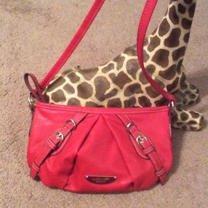 CROSSBODY purse